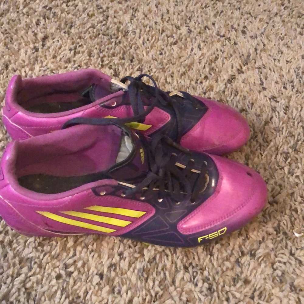 Girls soccer cleats